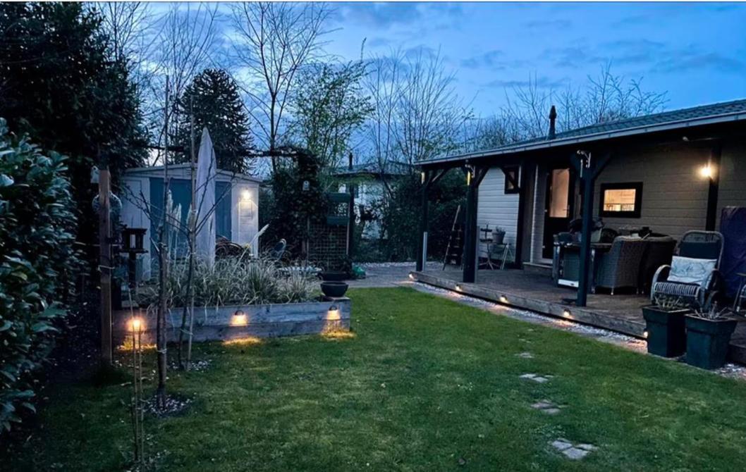 Comfortabel Chalet In Nationaal Park Wateren Ngoại thất bức ảnh