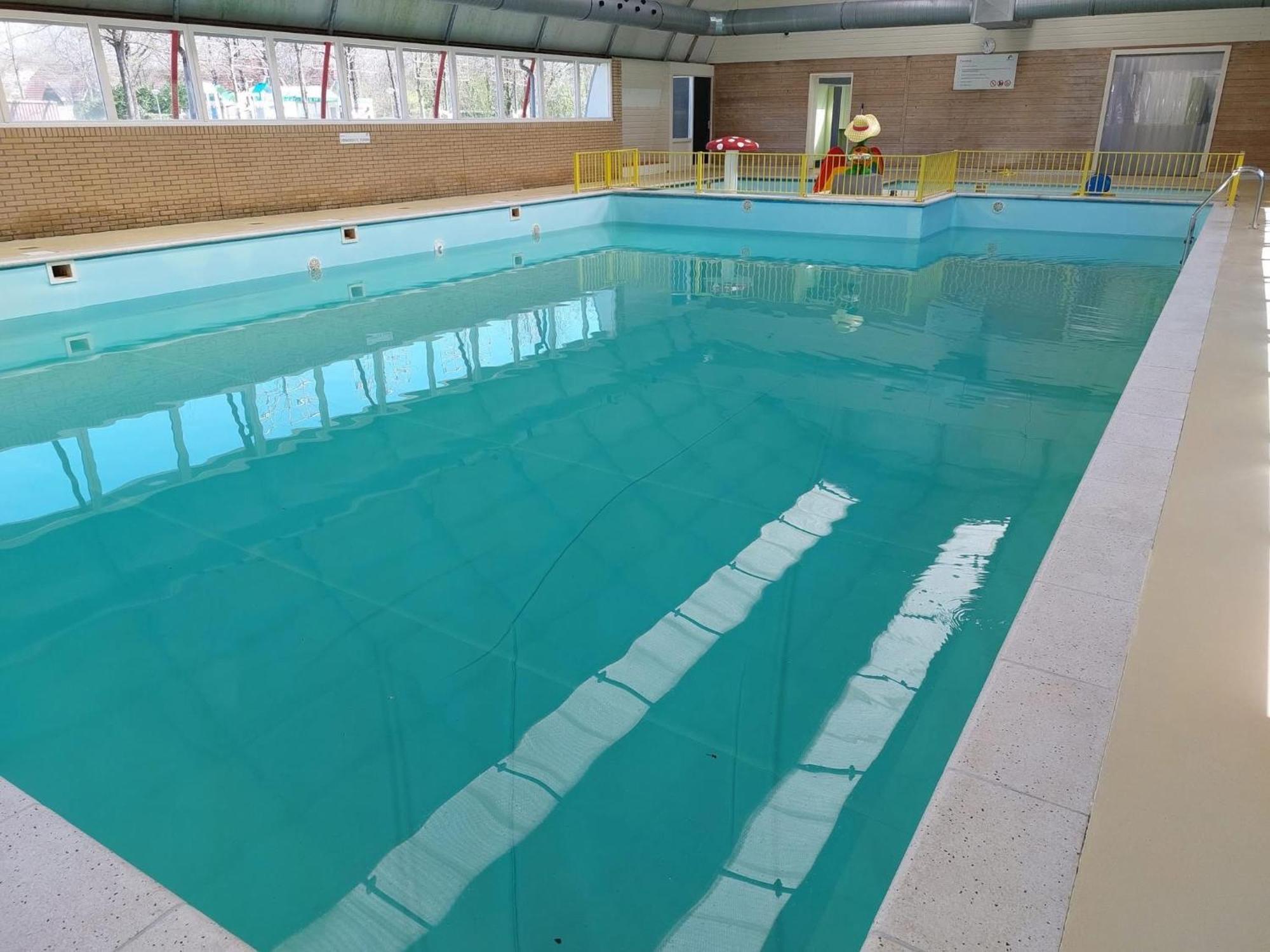 Comfortabel Chalet In Nationaal Park Wateren Phòng bức ảnh